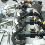 Ein DI-Rail mit Injektorleitungen